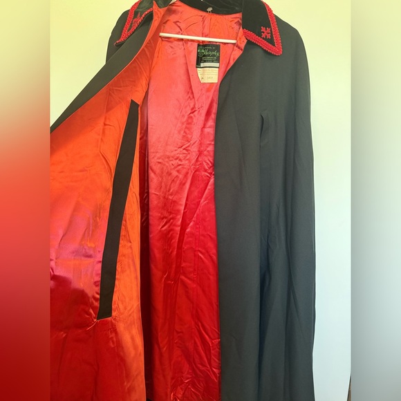 Vintage cape. Costume for Dracula, sexy priest, goth.  One size.  Unisex.  50s - Picture 5 of 7